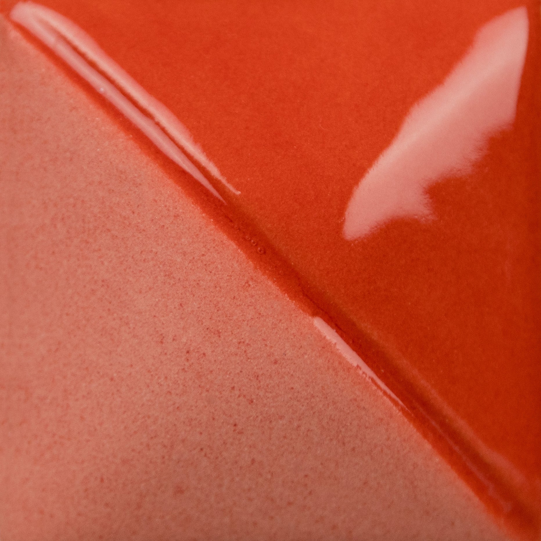 UG-206 Fire Engine Red (2 OZ)